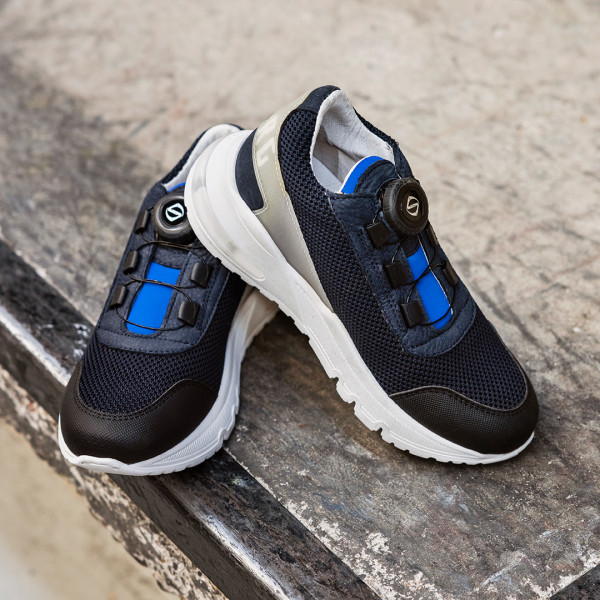 Boys Low Cut Sneaker Speedlace