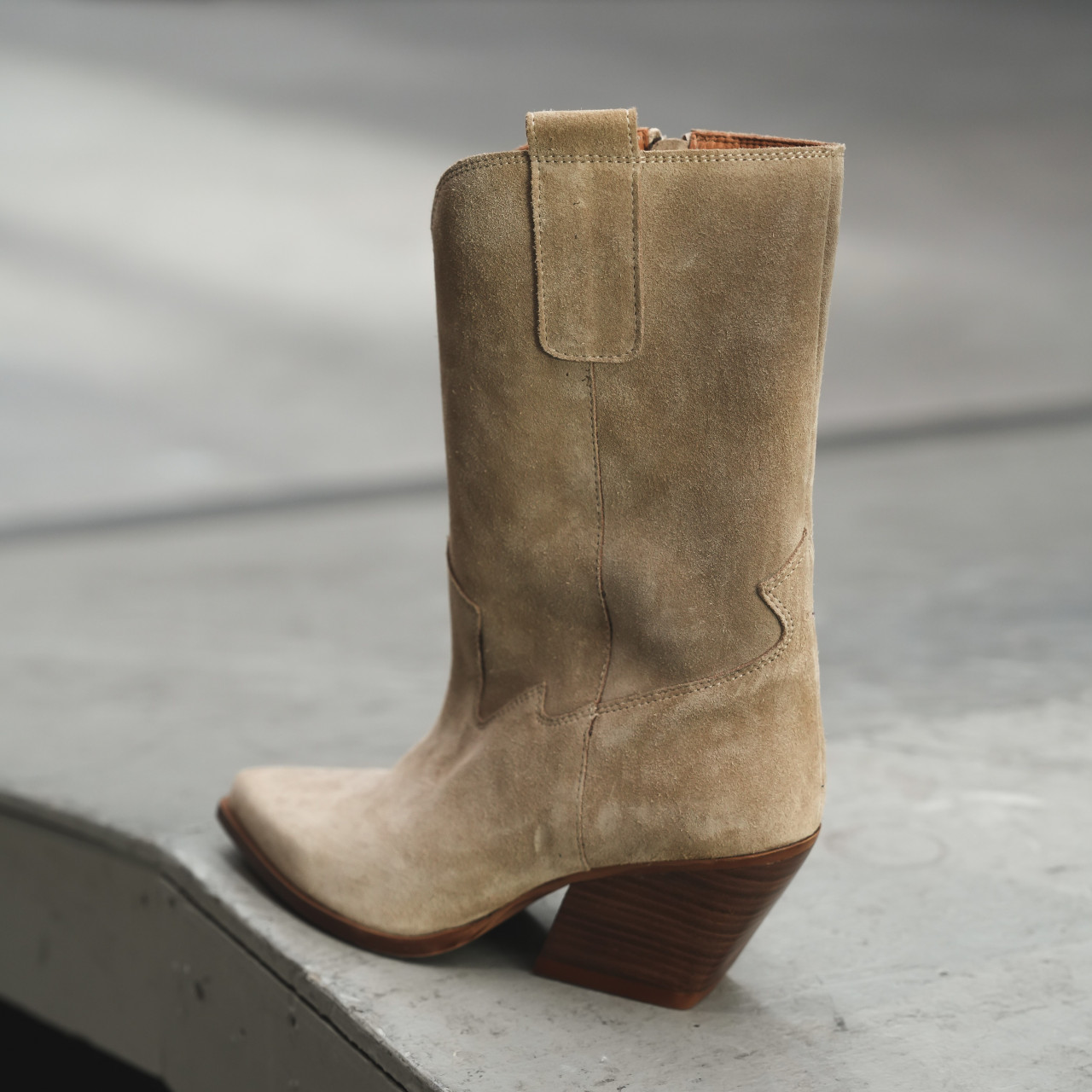 Beige western boots | 75012