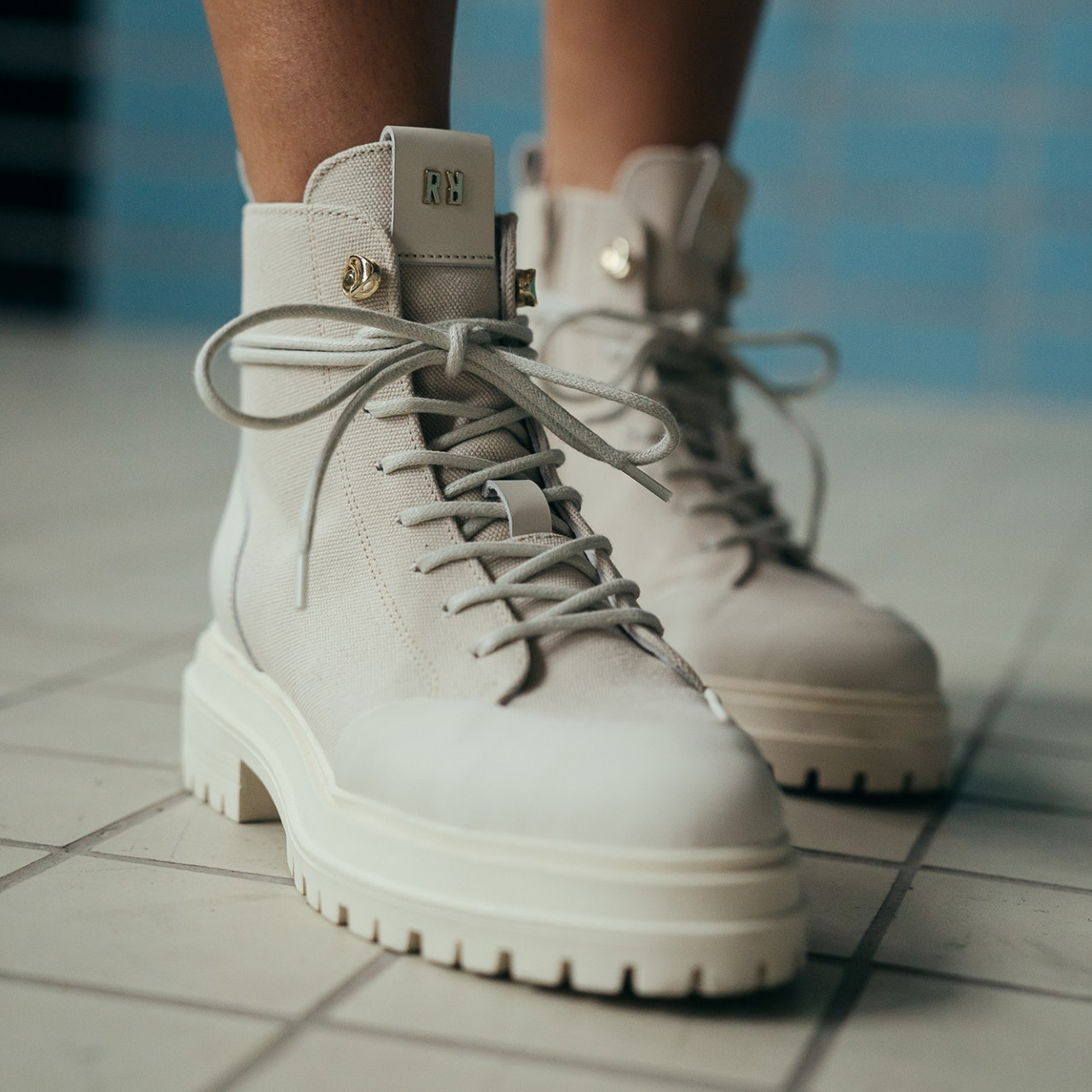 Beige Canvas Boots | Red-Rag 71348